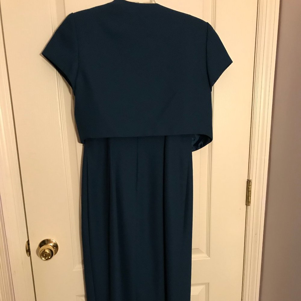 Dress - Picture 4 of 6